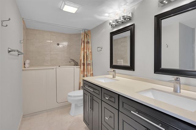 2900 NE 14th Street Cswy 1005, Pompano Beach, FL 33062