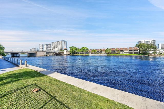 2900 NE 14th Street Cswy 1005, Pompano Beach, FL 33062