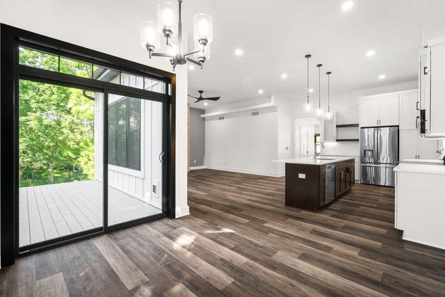 W332N4520 Grace COURT, Nashotah, WI 53058
