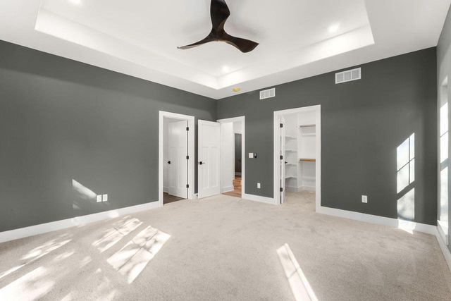 W332N4520 Grace COURT, Nashotah, WI 53058