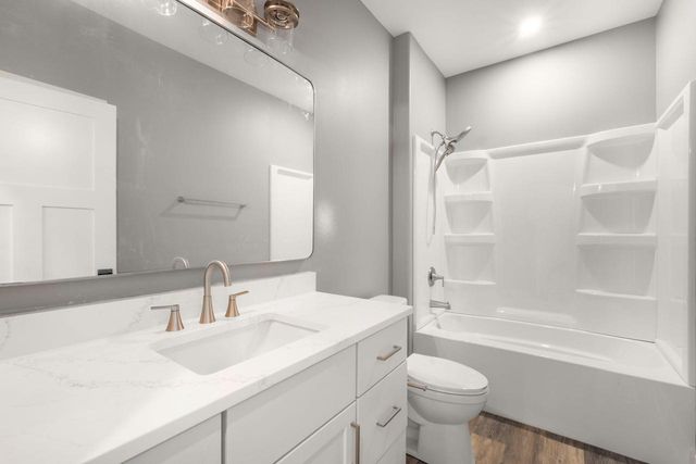 W332N4520 Grace COURT, Nashotah, WI 53058