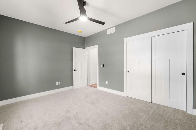 W332N4520 Grace COURT, Nashotah, WI 53058