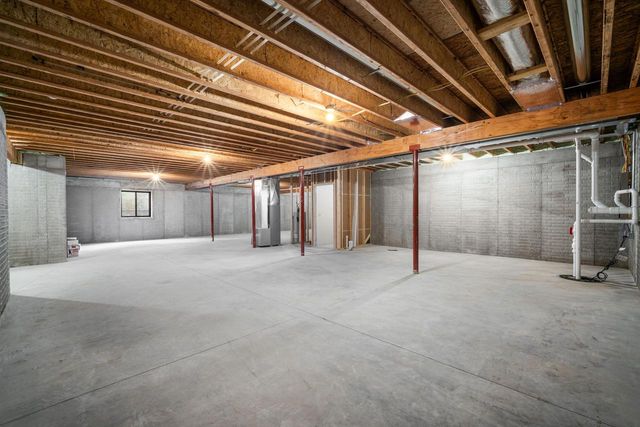 W332N4520 Grace COURT, Nashotah, WI 53058