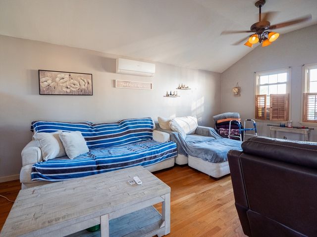 20 Kendrick Ave, Worcester, MA 01606