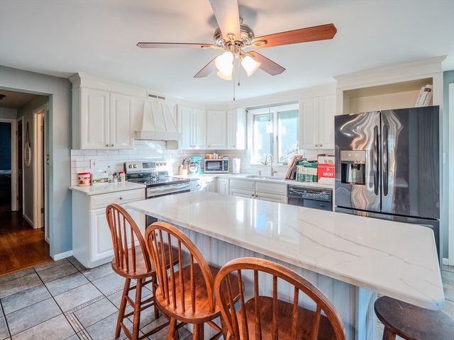 20 Kendrick Ave, Worcester, MA 01606