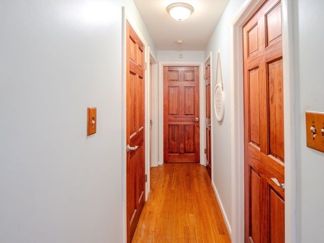 20 Kendrick Ave, Worcester, MA 01606