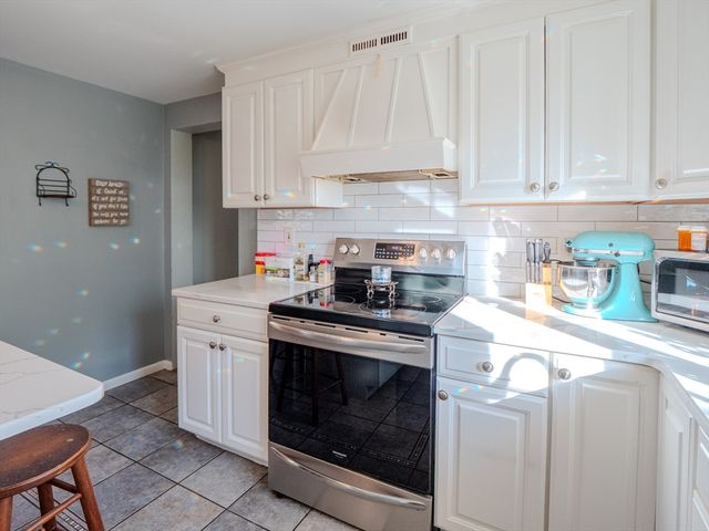 20 Kendrick Ave, Worcester, MA 01606