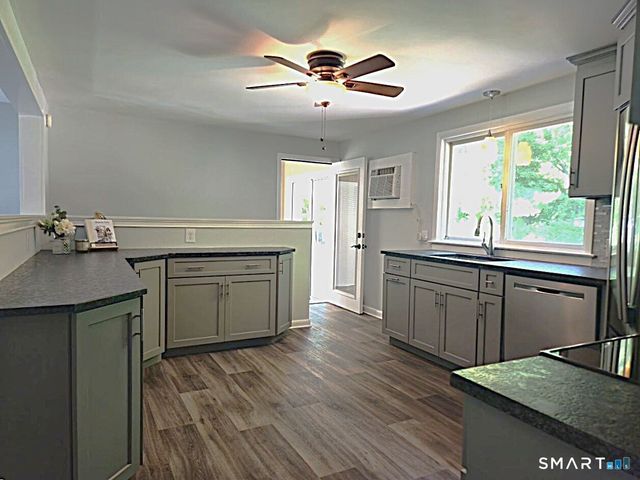 32 Ronald Road, Plymouth, CT 06786