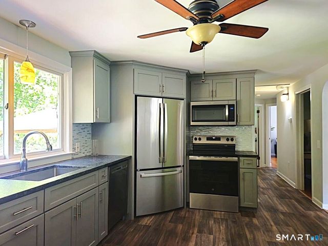 32 Ronald Road, Plymouth, CT 06786