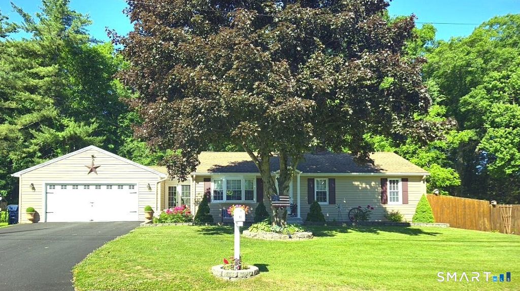 32 Ronald Road, Plymouth, CT 06786