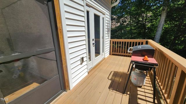 546 Carolina Oaks Avenue, Smithfield, NC 27577