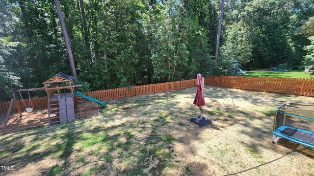 546 Carolina Oaks Avenue, Smithfield, NC 27577
