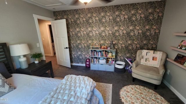 546 Carolina Oaks Avenue, Smithfield, NC 27577