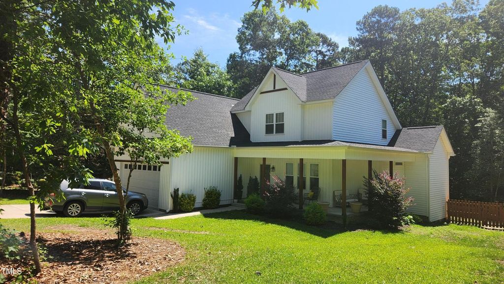 546 Carolina Oaks Avenue, Smithfield, NC 27577