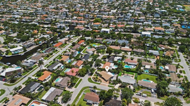 5031 NE 23rd Terrace, Lighthouse Point, FL 33064