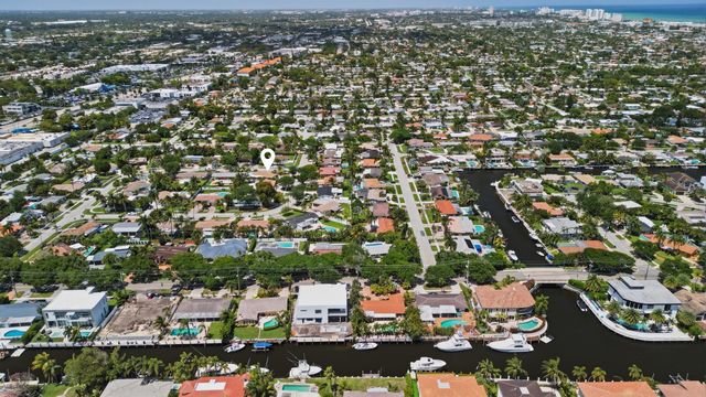 5031 NE 23rd Terrace, Lighthouse Point, FL 33064