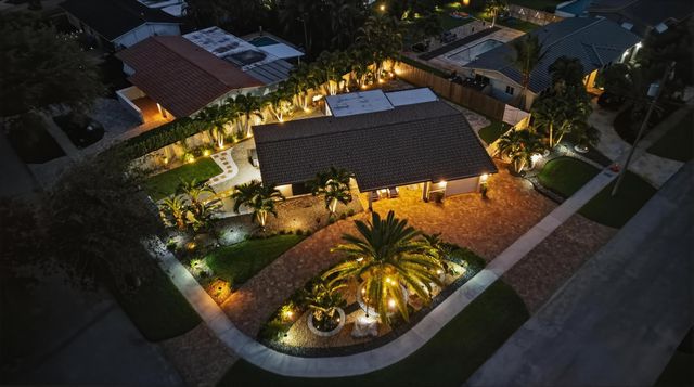 5031 NE 23rd Terrace, Lighthouse Point, FL 33064