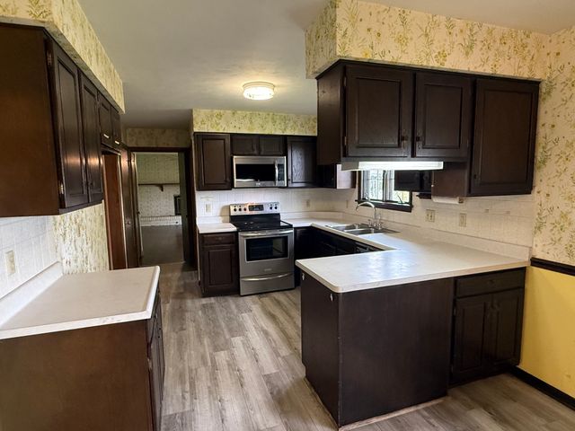 2536 E GRANDVIEW Boulevard, Erie, PA 16510