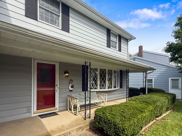 2536 E GRANDVIEW Boulevard, Erie, PA 16510