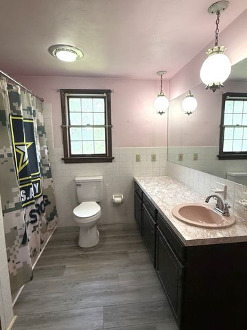2536 E GRANDVIEW Boulevard, Erie, PA 16510