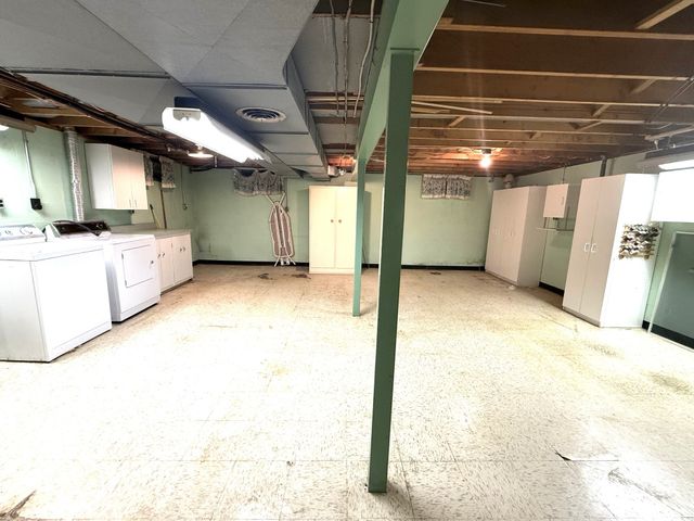 2536 E GRANDVIEW Boulevard, Erie, PA 16510