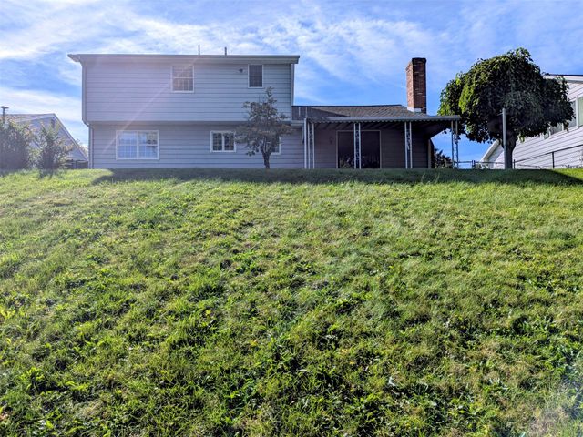 2536 E GRANDVIEW Boulevard, Erie, PA 16510