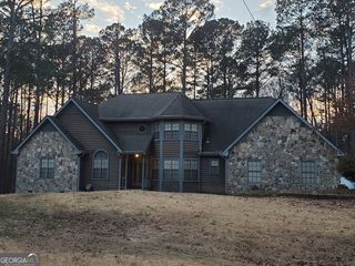 240 Oak Leaf Drive, Stockbridge, GA 30281