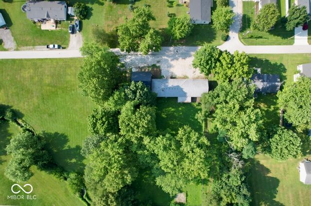 212 E South Street, Bainbridge, IN 46105