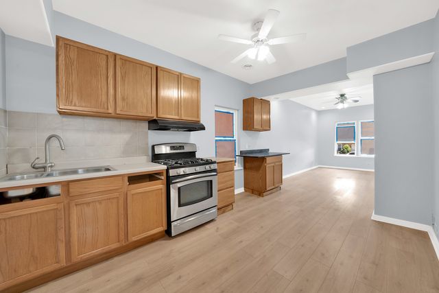 3826 S Honore Street, Chicago, IL 60609