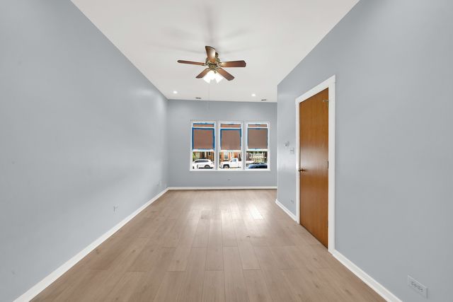 3826 S Honore Street, Chicago, IL 60609