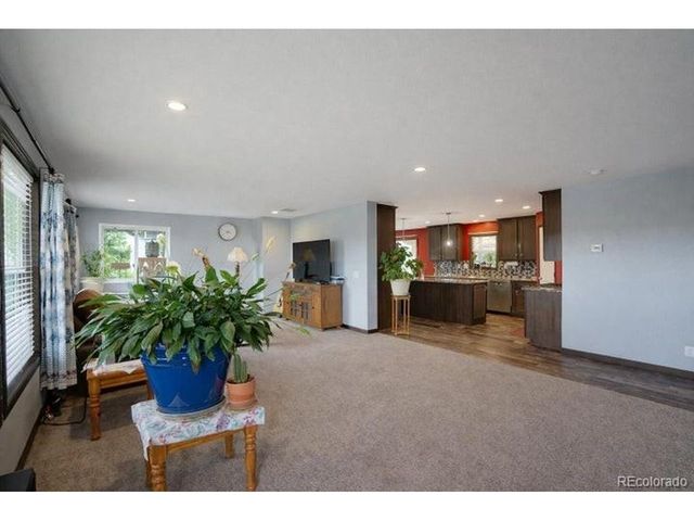 261 Orlandos Way, Walsenburg, CO 81089