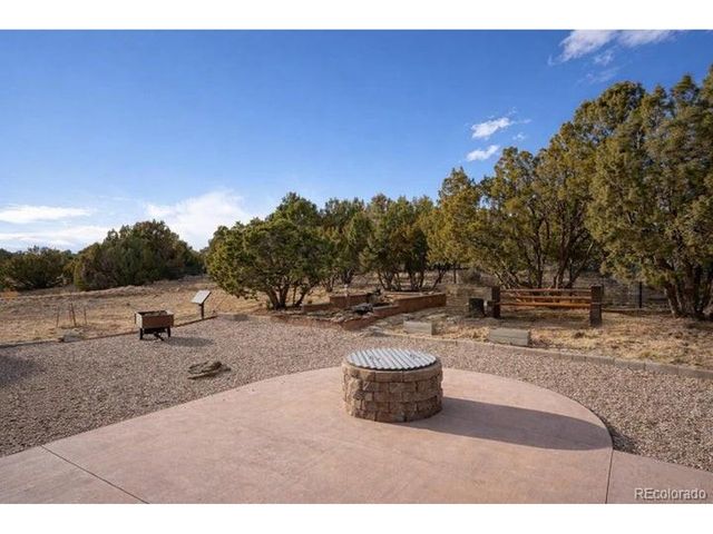 261 Orlandos Way, Walsenburg, CO 81089