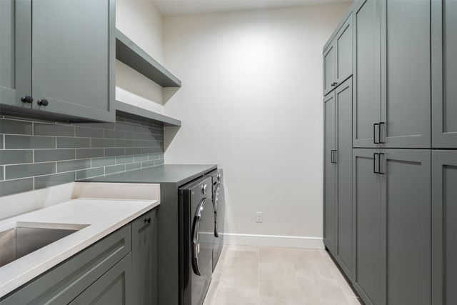 217 Autumn Wood Trail, Gun Barrel City, TX 75156