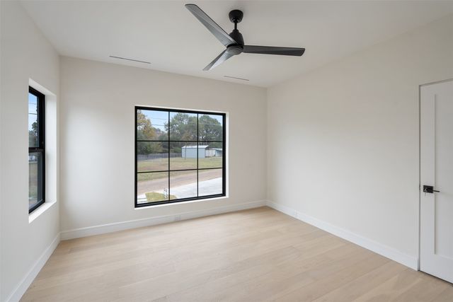 217 Autumn Wood Trail, Gun Barrel City, TX 75156