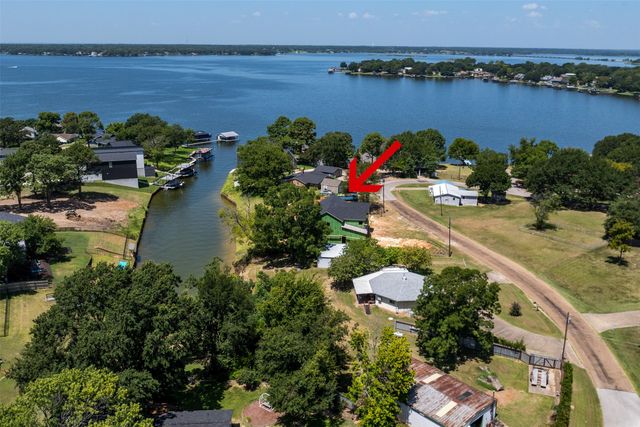 217 Autumn Wood Trail, Gun Barrel City, TX 75156