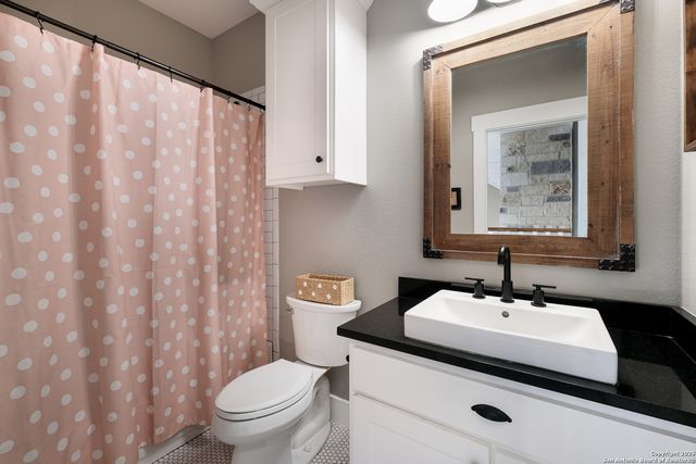 14460 Santa Loma, Helotes, TX 78023