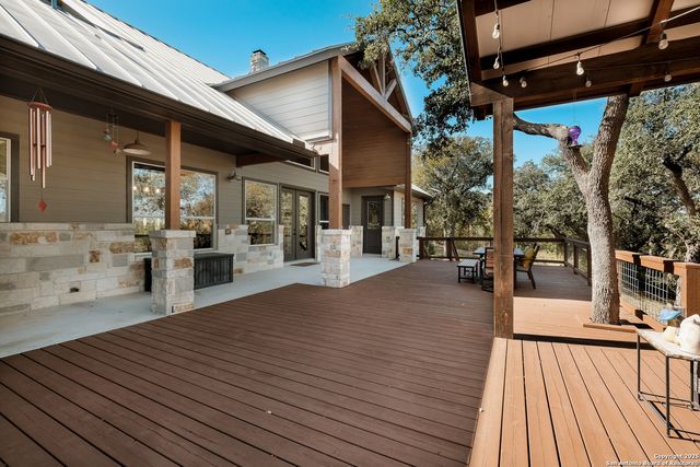 14460 Santa Loma, Helotes, TX 78023