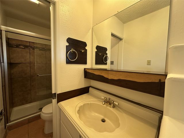 155 Calle Ojo Feliz, Unit V, Santa Fe, NM 87505