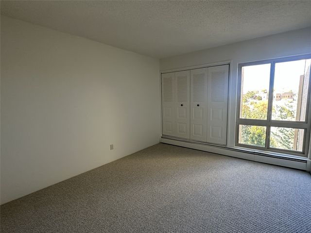 155 Calle Ojo Feliz, Unit V, Santa Fe, NM 87505