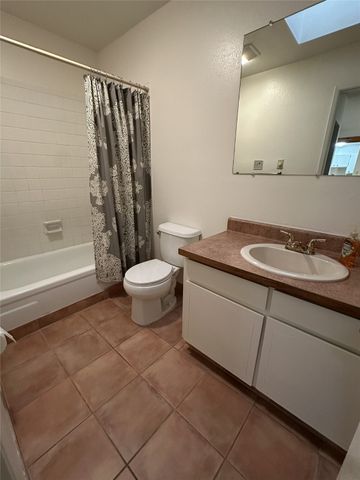 155 Calle Ojo Feliz, Unit V, Santa Fe, NM 87505