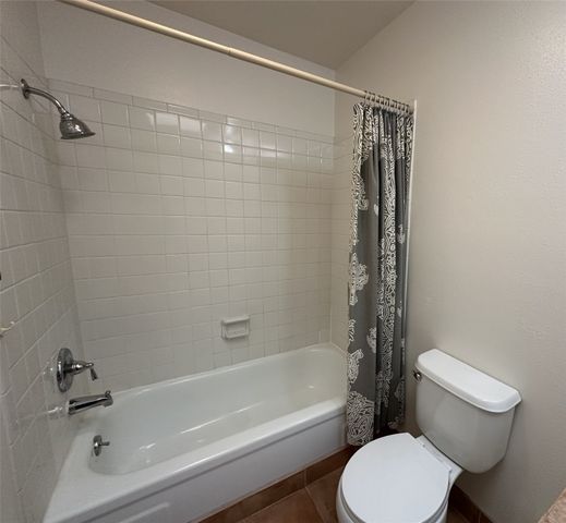 155 Calle Ojo Feliz, Unit V, Santa Fe, NM 87505