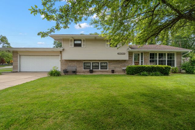 3150 Oakwood Street, Portage, IN 46368