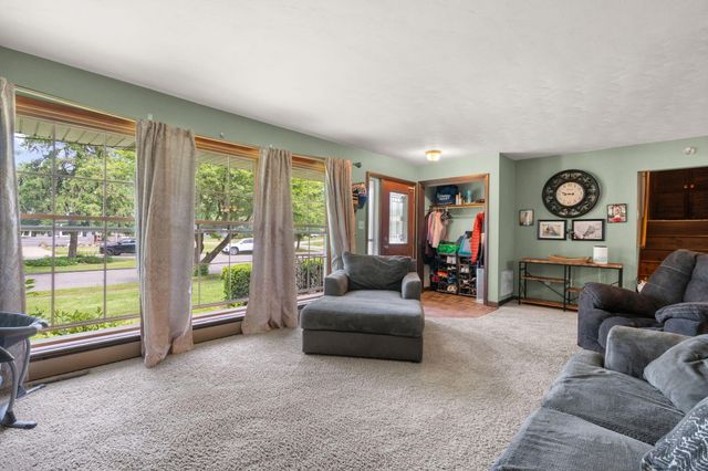 3150 Oakwood Street, Portage, IN 46368