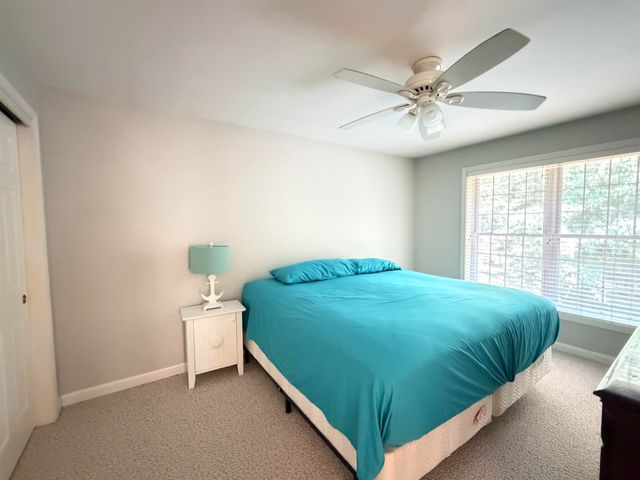 35 Cherrywood Drive, Dover, NH 03820