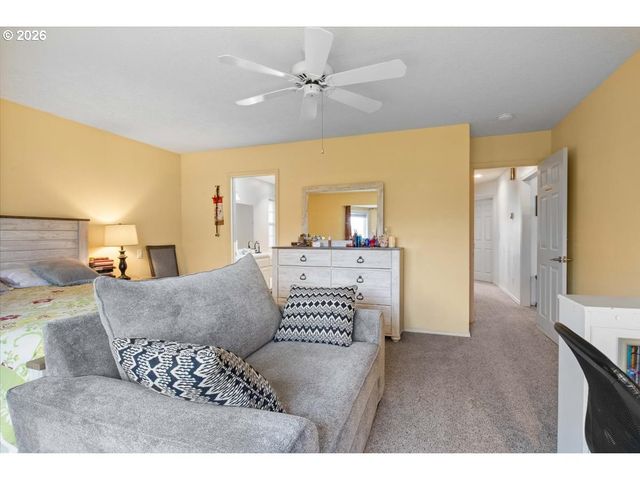 1923 WAYMIRE St, Salem, OR 97304