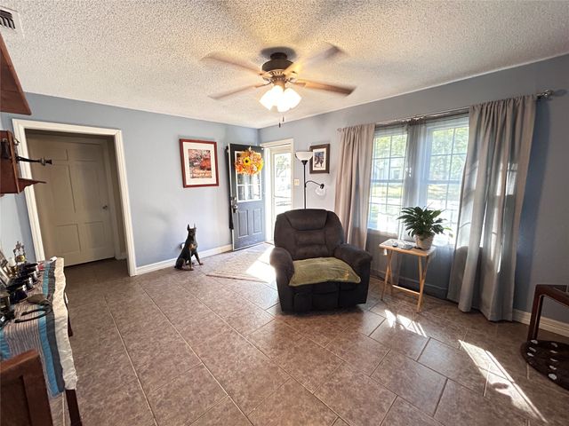 846 Davis Street S, Sulphur Springs, TX 75482