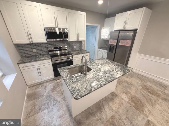 5946 N CAMAC ST, Philadelphia, PA 19141