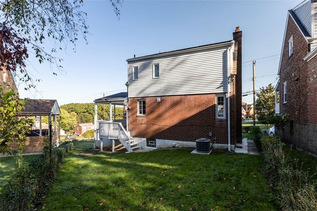 302 Wainwright Ave, Brentwood, PA 15227