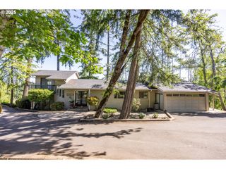 -1 MATTHEWS Rd, Eugene, OR 97405