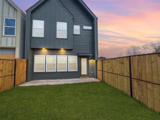 6004 Bacher Street A, Houston, TX 77028